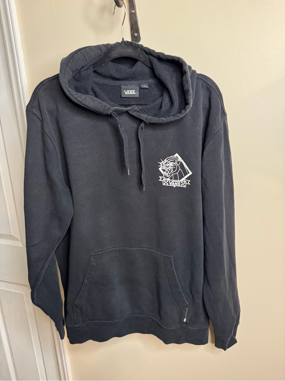 Vans Men's Black Graphic Pullover Hoodie - Medium
